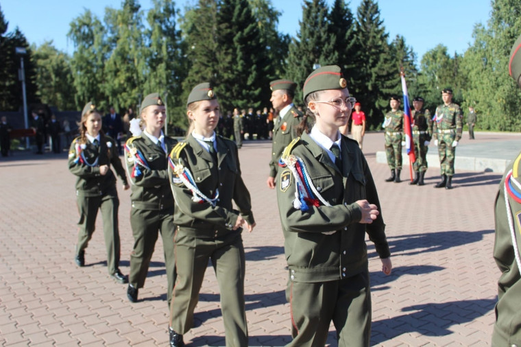 8 сентября в центре дополнительного образования детей «Память» города Барнаула состоялось награждение Почетного караула и коллектива МБОУ «Лицей «Сигма».